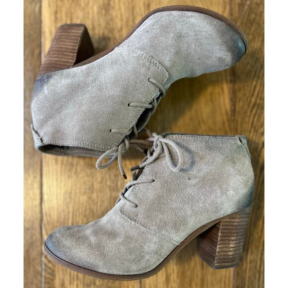TOMS Lunata Lace up Bootie Tan Burnished Suede Sz 8 Block Heel
Neutral - Picture 3 of 7